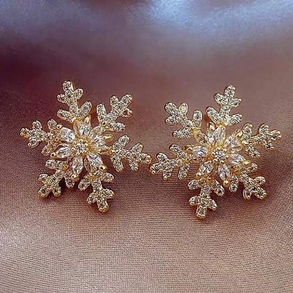 3 for $30 gold plated cubic zirconia snowflakes design stud earrings - Picture 3 of 6